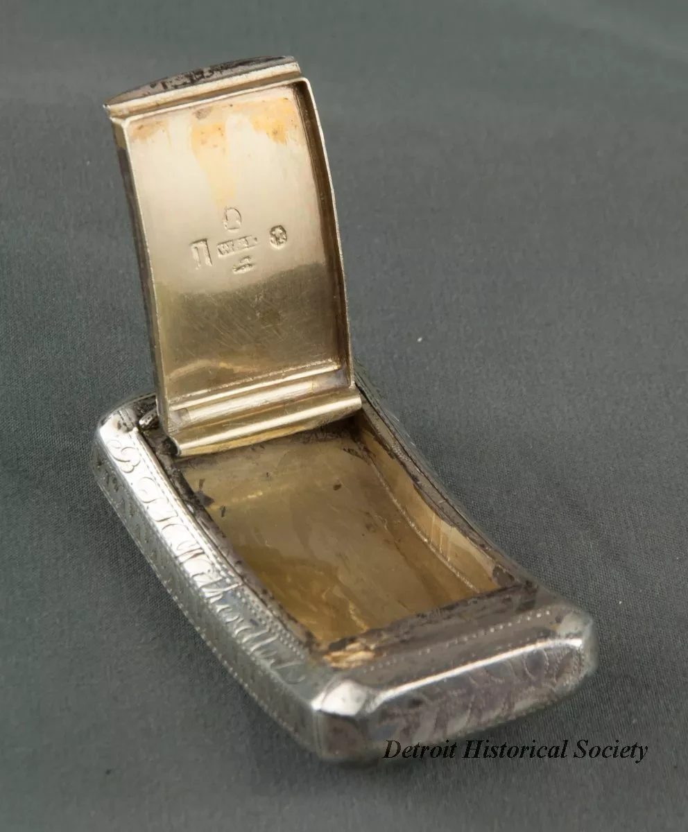 Snuffbox