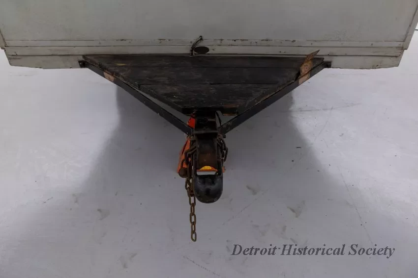 Trailer, Camping - 1929 Covered Wagon Trailer Co. camper - Dhs_1956_373_001_arceye_user_004