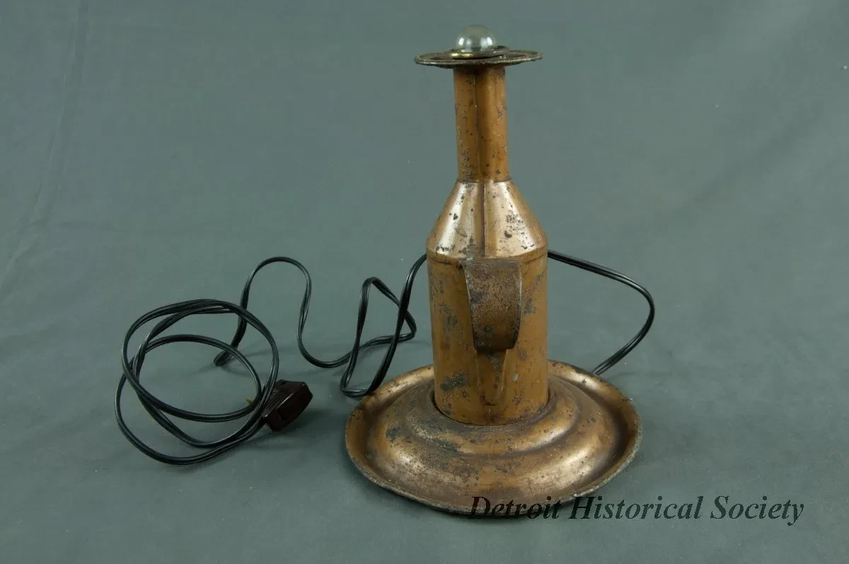 Lamp, Oil