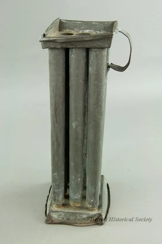 Mold, Candle
