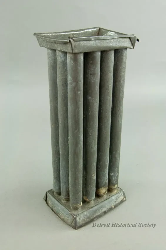 Mold, Candle