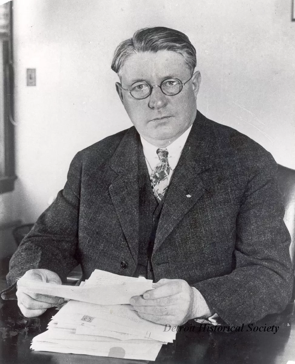 Bowles, Charles E.