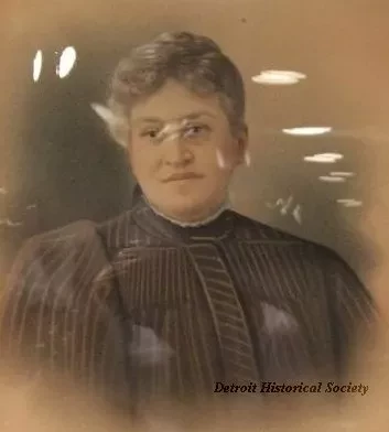 Richards, Fannie